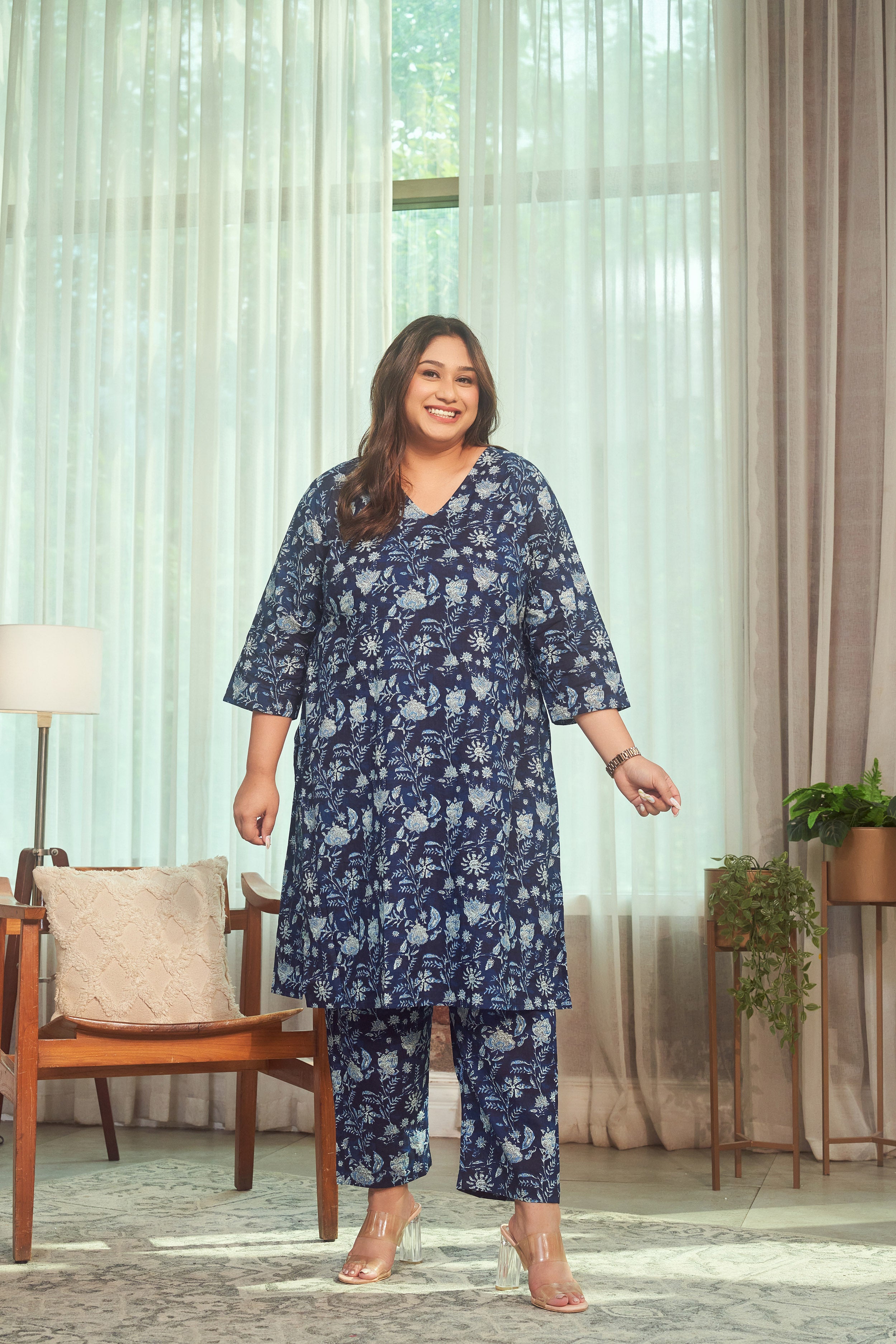 Navy Blue Floral Kurta Co-Ord Set – Nangaliaruchira